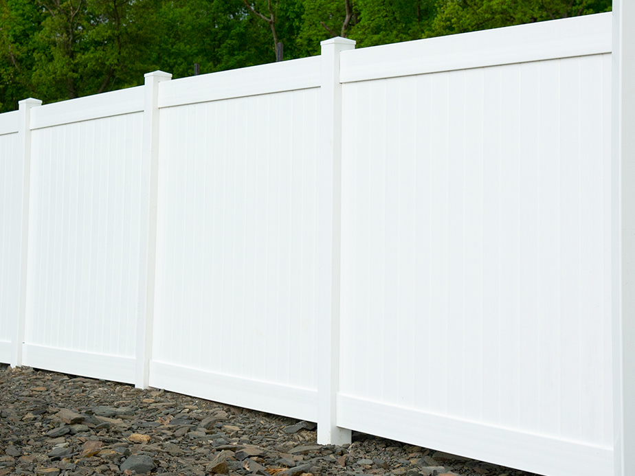 Commercial Vinyl Fence Company In Fayetteville North Carolina