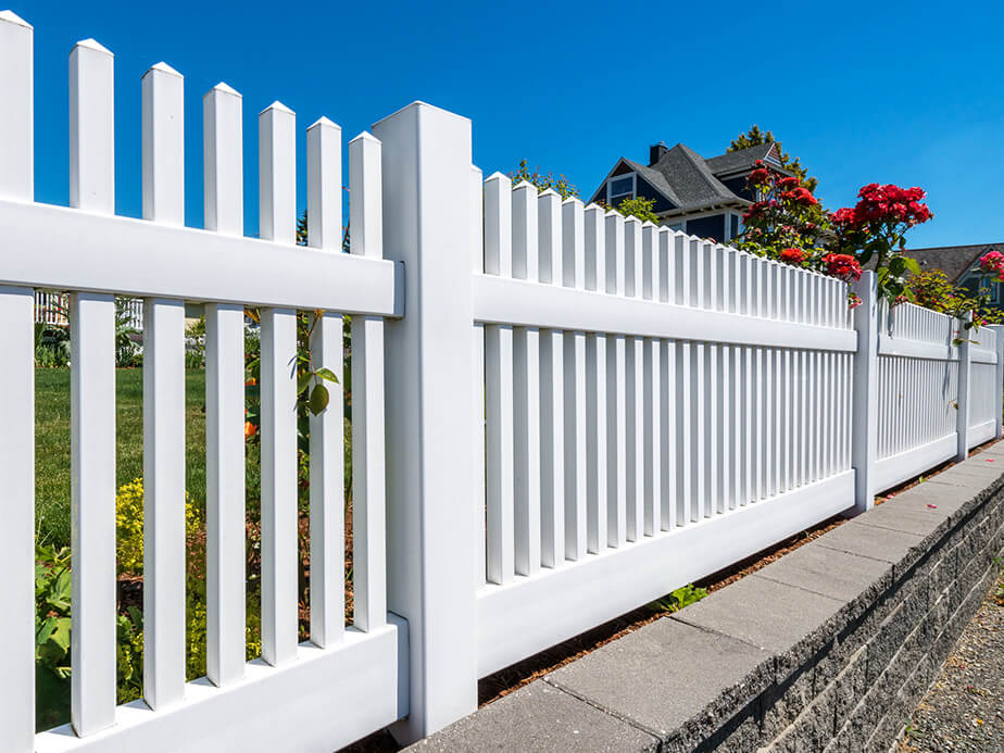 Fence Installation Contractor in Fayetteville North Carolina