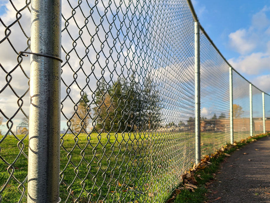 chain link fence Holly Springs North Carolina